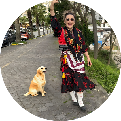 hakkımızda oval resim hülya ergin gezginler travel